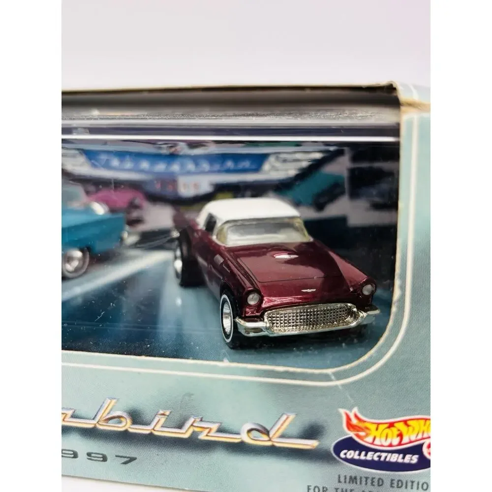 Hot Wheels 40th Anniversary 1957-1997 Ford Thunderbird 2-Seat Set 16989 NIB